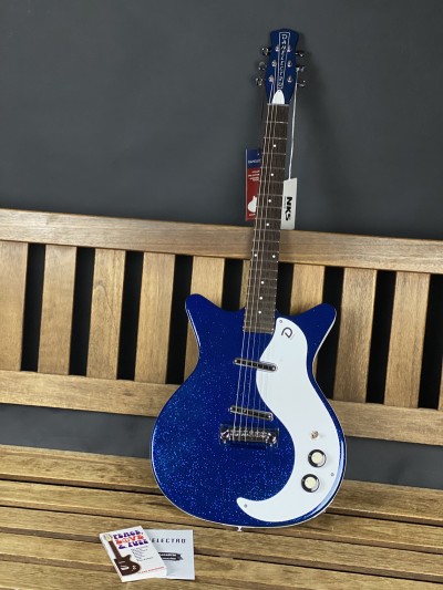 Danelectro 59M NOS+ Deep Blue Metalflake
